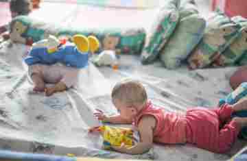  Pobreza afeta desenvolvimento de bebês desde 6 meses, mostra pesquisa 